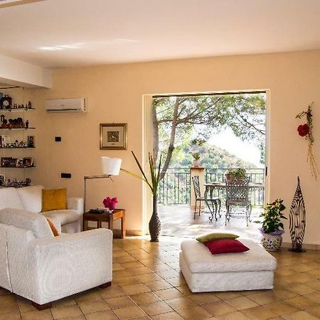 Casa Vacanze Gallodoro Letojanni Kültér fotó