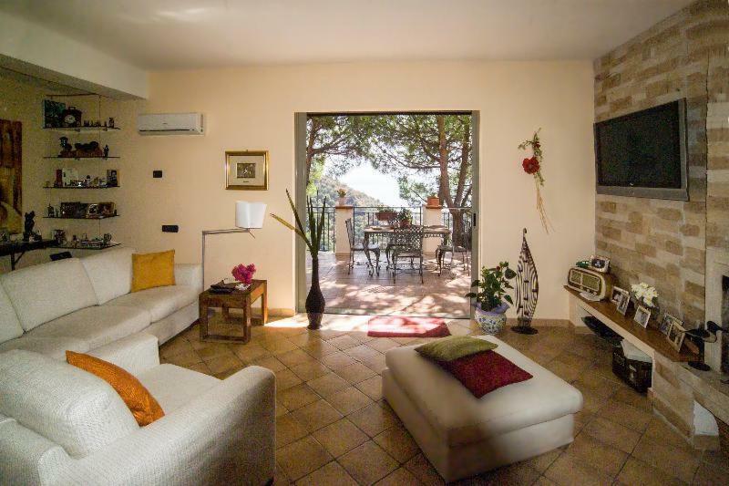 Casa Vacanze Gallodoro Letojanni Kültér fotó